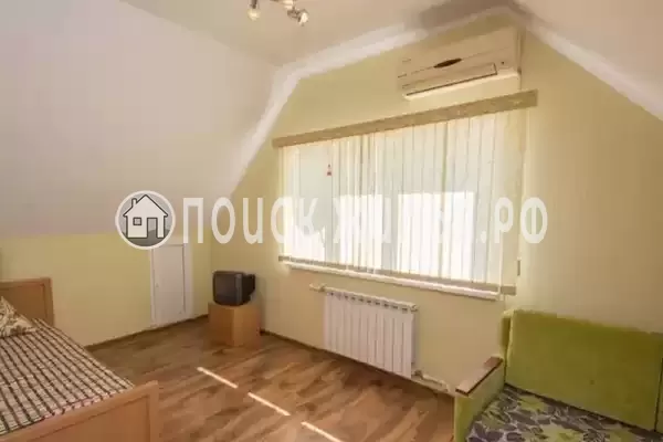 «На Островского»