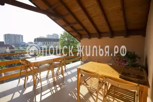 «Лора» «Лора»