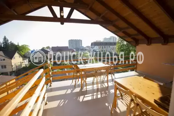 «Лора» «Лора»