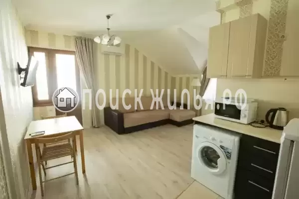 «Лора» «Лора»