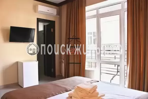 Бирюзовая, д.1