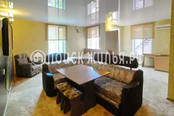 «Розовый фонтан»