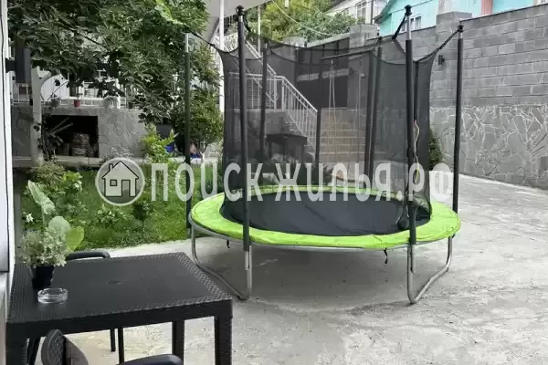 Частный сектор «Леон»