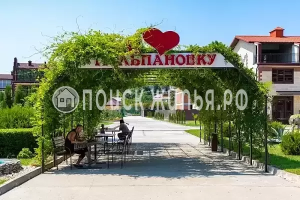 Частный сектор «Семейный таунхаус в морском стиле»