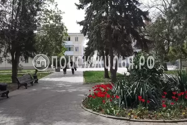 Квартира «Двухкомнатная квартира у фонтанов» Квартира «Двухкомнатная квартира у фонтанов»