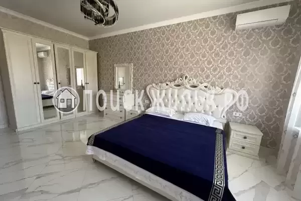 Квартира «Просторная трехкомнатная квартира» Квартира «Просторная трехкомнатная квартира»