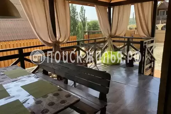 Частный сектор «Двухэтажный коттедж из бруса»