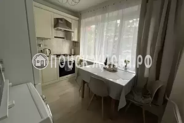 Квартира «Большая двухкомнатная квартира на 5−6 гостей» Квартира «Большая двухкомнатная квартира на 5−6 гостей»