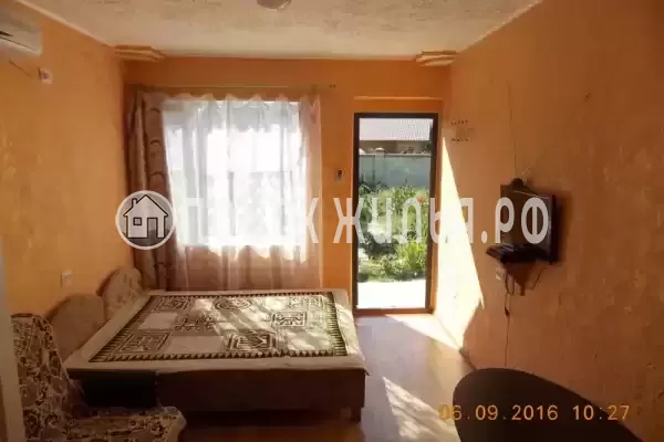 Частный сектор «Двухкомнатный дом»