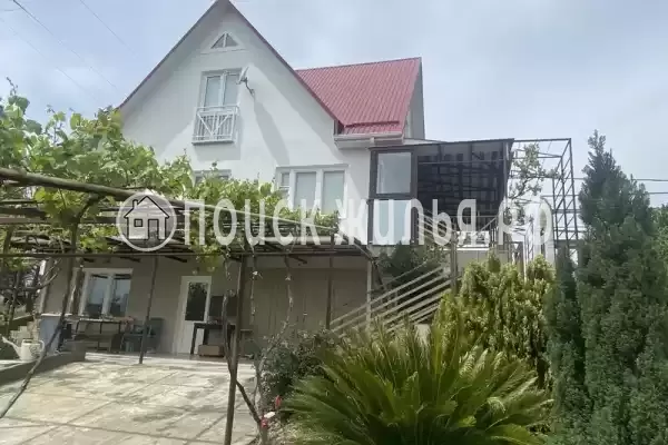 Частный сектор «Трехэтажный коттедж»