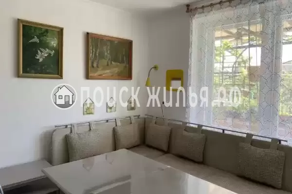 Частный сектор «Трехэтажный коттедж»