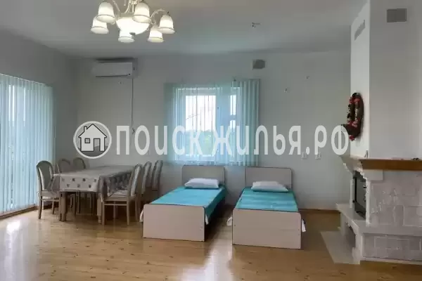 Частный сектор «Трехэтажный коттедж»