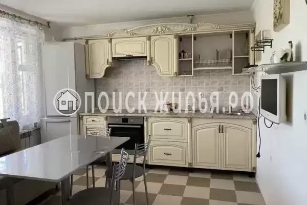 Частный сектор «Трехэтажный коттедж»