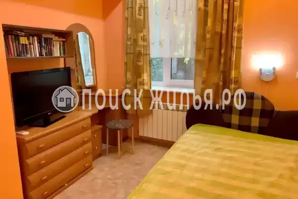 Квартира «Четырехкомнатная квартира у Приморского парка» Квартира «Четырехкомнатная квартира у Приморского парка»