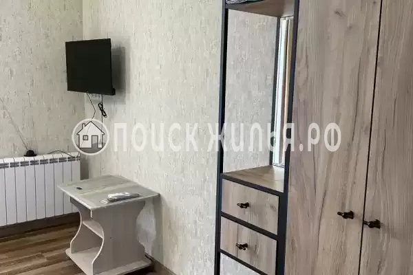 Апартаменты «Трехкомнатные апартаменты на Изумрудной» Апартаменты «Трехкомнатные апартаменты на Изумрудной»