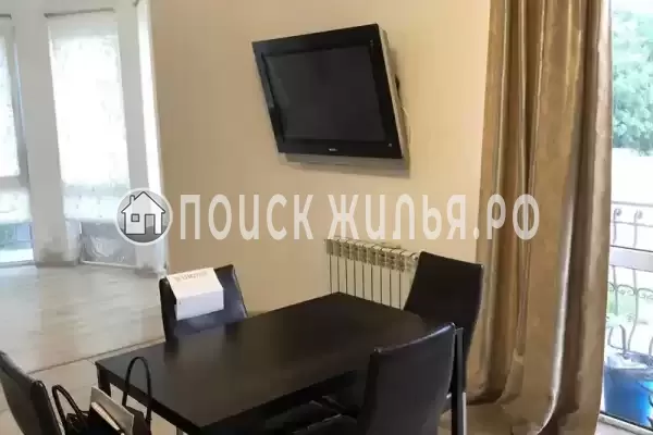 Квартира «Х комнатная квартира на Ореховой»