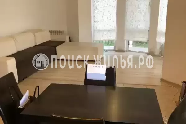 Квартира «Х комнатная квартира на Ореховой»