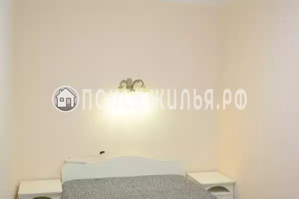 Квартира «Двухкомнатная квартира в центре» Квартира «Двухкомнатная квартира в центре»