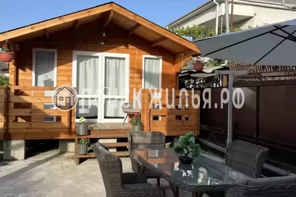 Частный сектор «Домик со всеми удобствами в центре»