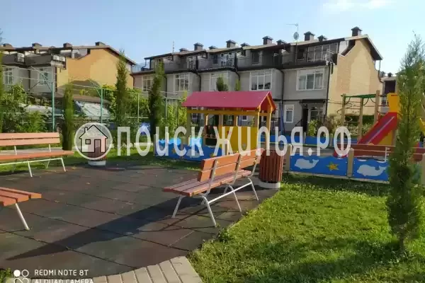 Частный сектор «Таунхаус 100 метров от моря»