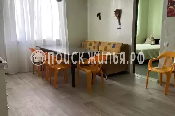 Частный сектор «Дом с бассейном»