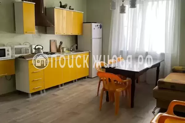 Частный сектор «Дом с бассейном»