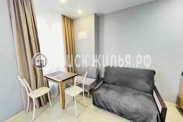 Апартаменты «Семейные апартаменты с отдельным входом, бассейном»