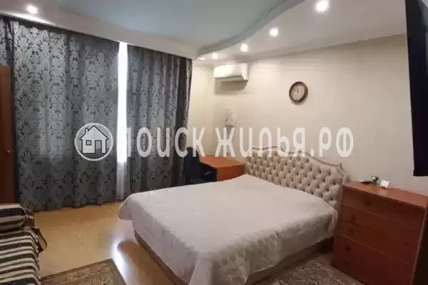 Частный сектор «Дом на Самариной, до 10+3 человек»