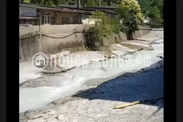 Частный сектор «Часть дома у реки» Частный сектор «Часть дома у реки»