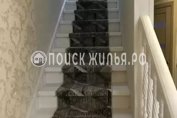 Апартаменты «2-х уровневые апартаменты на Южных культурах»