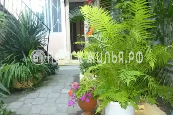 Частный сектор «Трехкомнатный коттедж на Партизанской»