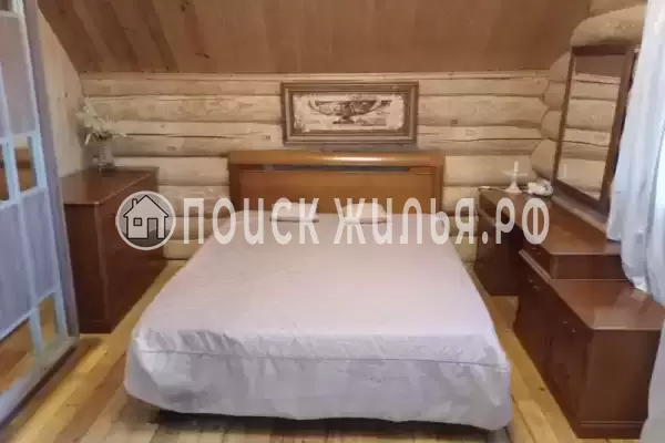 Частный сектор «Дом с бассейном в Голубой бухте»