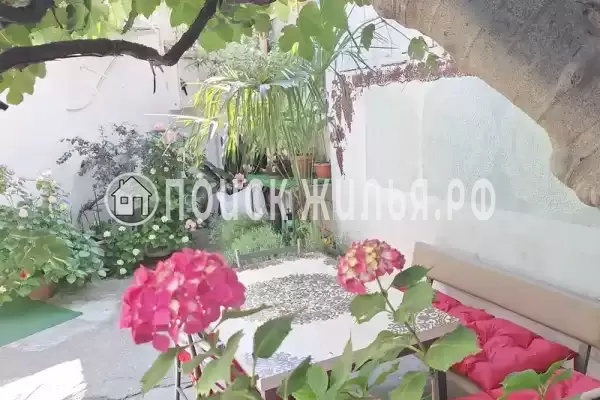 Частный сектор «Часть дома у моря»