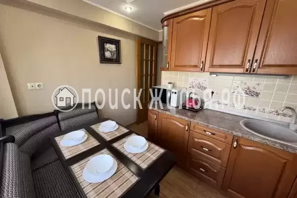 Квартира «Двухкомнатная квартира на Партизанской» Квартира «Двухкомнатная квартира на Партизанской»