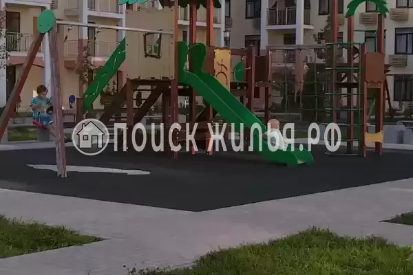 Апартаменты «Шикарные апартаменты с бассейнами во дворе»