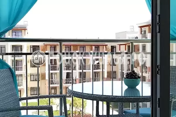 Апартаменты «Шикарные апартаменты с бассейнами во дворе»