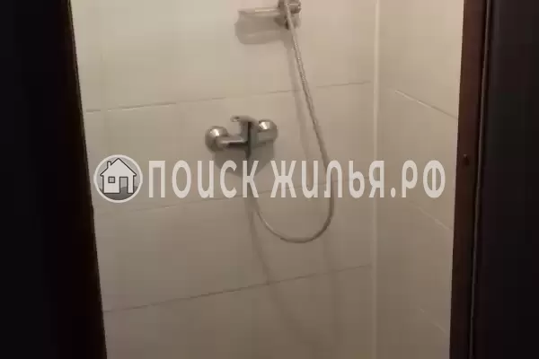 Частный сектор «Бревенчатый дом в лесу у моря»