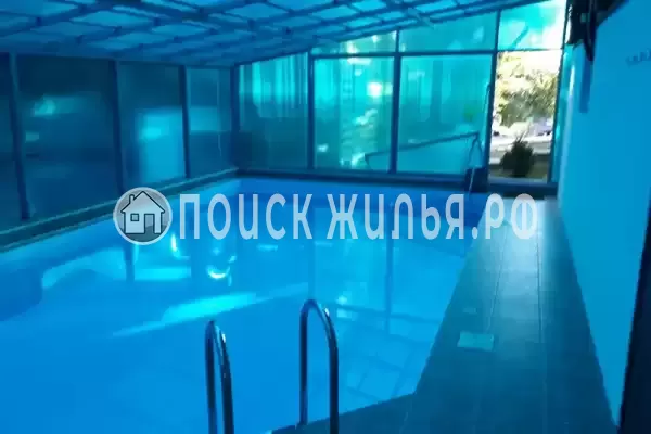 Частный сектор «Бревенчатый дом в лесу у моря»