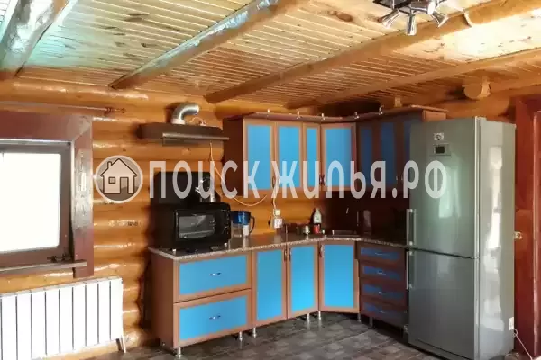 Частный сектор «Бревенчатый дом в лесу у моря»