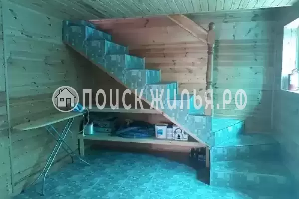 Частный сектор «Бревенчатый дом в лесу у моря»