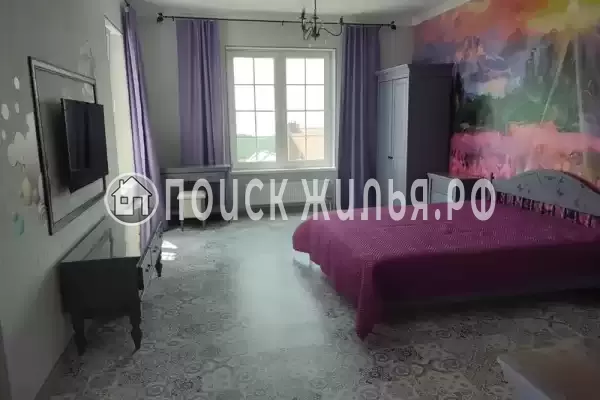 Частный сектор «Бревенчатый дом в лесу у моря»