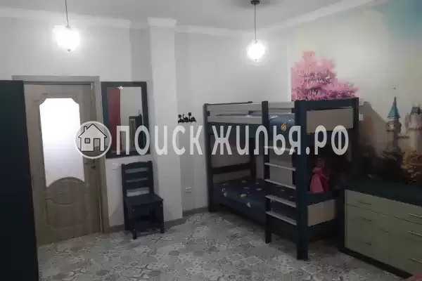 Частный сектор «Бревенчатый дом в лесу у моря»