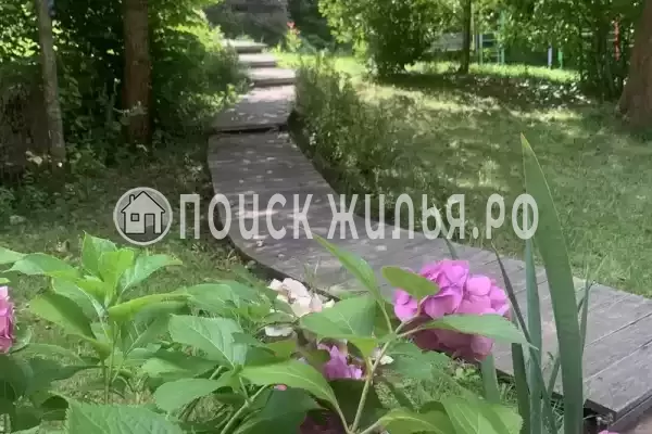 Частный сектор «Дом с мансардой» Частный сектор «Дом с мансардой»