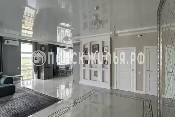 Частный сектор «Дом с бассейном» Частный сектор «Дом с бассейном»