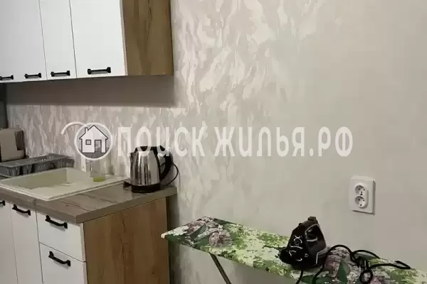 Дом под ключ «Трехкомнатный этаж под ключ со своим двором»