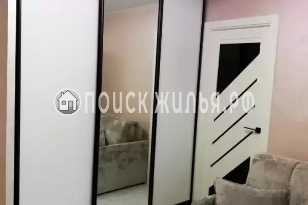 Частный сектор «Апартамент с бассейном»