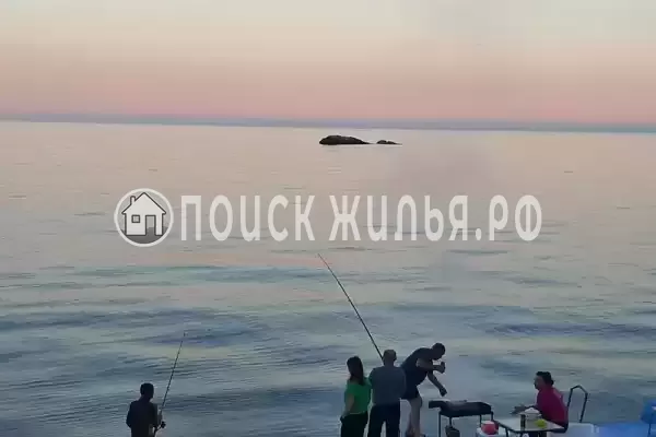 Апартаменты «Берег» Апартаменты «Берег»