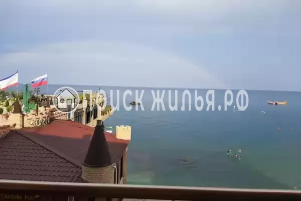 Апартаменты «Берег» Апартаменты «Берег»