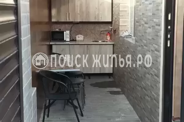 Частный сектор «Уютный дом со своим двором в центре» Частный сектор «Уютный дом со своим двором в центре»