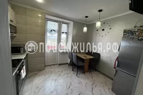 Квартира «Х комнатная квартира на Дружбы»